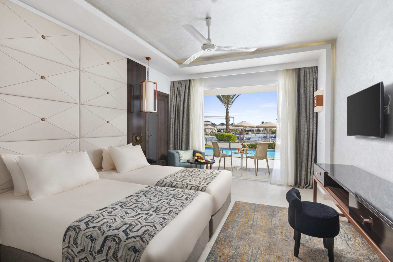 chambre-swim-up-with-garden-view-white-beach-resort-taghazout